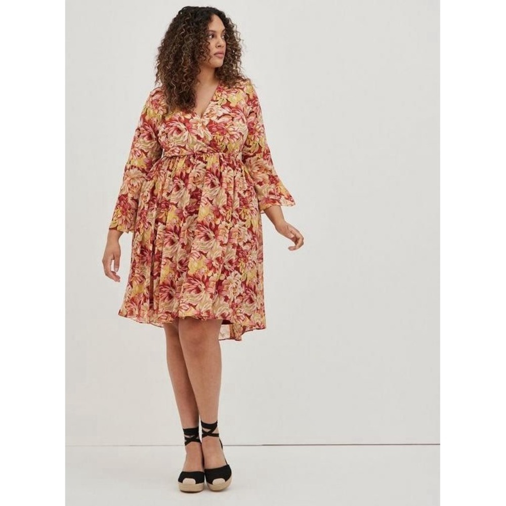 Torrid Mini Studio Knit Babydoll Floral Dress size 3X - Picture 2 of 10